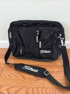 Titleist Black Messenger Bag with Multiple Front Pockets